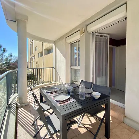 2 Pers. Renove Avec Balcon, Acces Et Centre-ville A Pied - Classe 2* - Fr-1-231-285 Apartment *