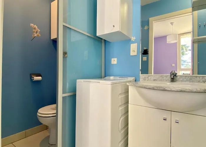 2 Pers. Rénové Avec Balcon, Accès Et Centre-ville à Pied - Classé 2* - Fr-1-231-285 Appartamento